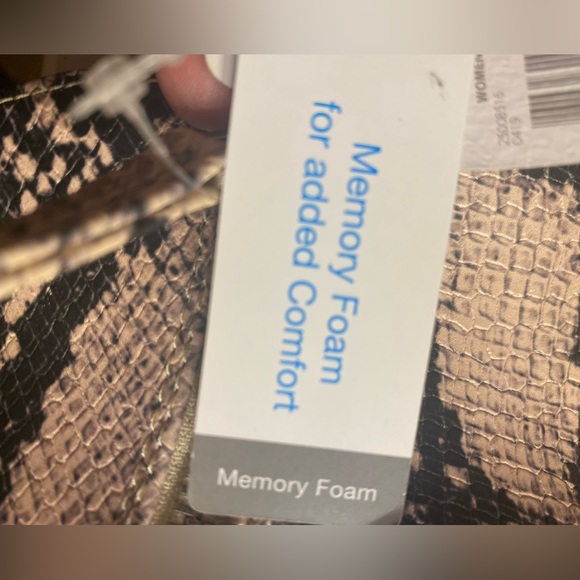 🎃SALE $10 Time and Tru Snakeskin Pattern Ankle Boots NWT Size 8W - Picture 5 of 6